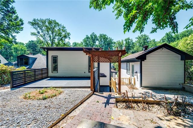 790 Martina NE Drive, Atlanta, GA 30305