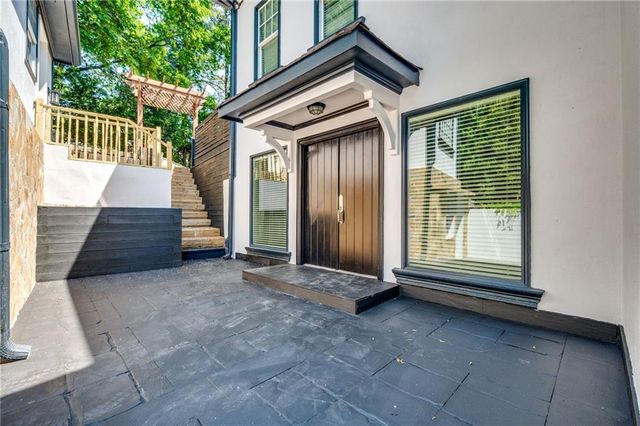 790 Martina NE Drive, Atlanta, GA 30305