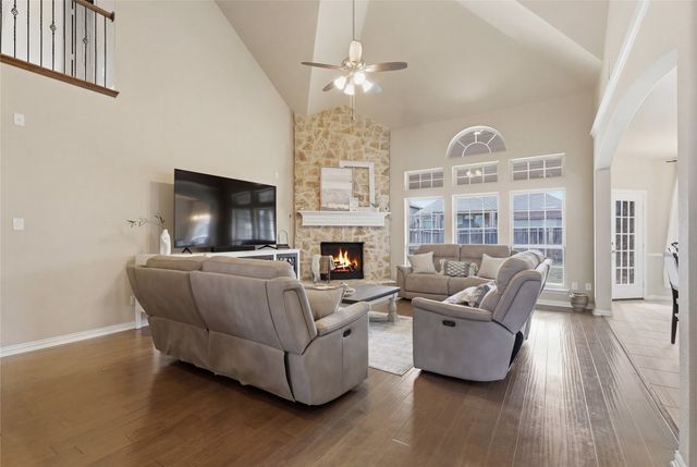 1808 River Run Drive, Desoto, TX 75115