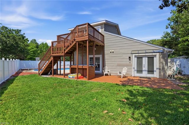 501 Thornloe Ln LN, Chesapeake, VA 23320