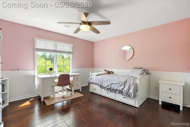 48056 River Way Court, Canton, MI 48187