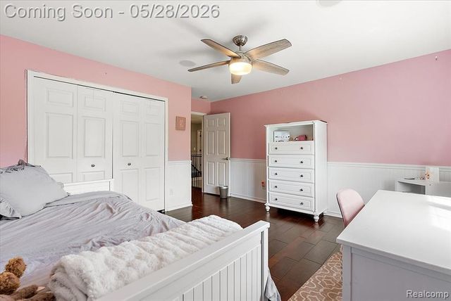 48056 River Way Court, Canton, MI 48187
