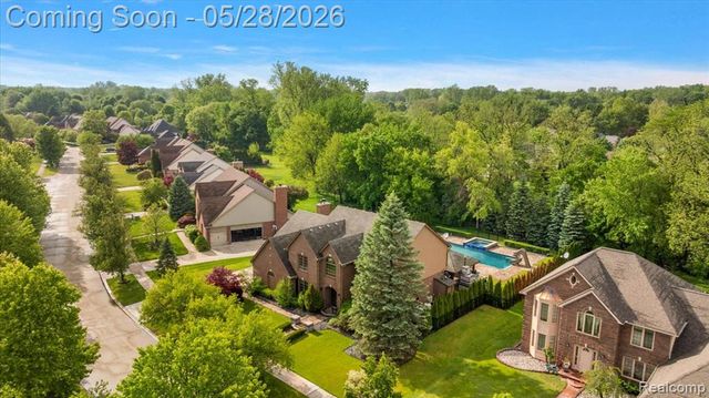 48056 River Way Court, Canton, MI 48187