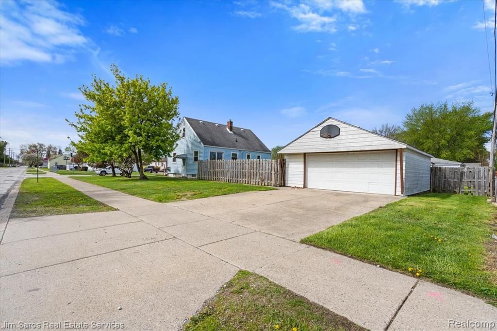 20551 Webster Street, Clinton Township, MI 48035
