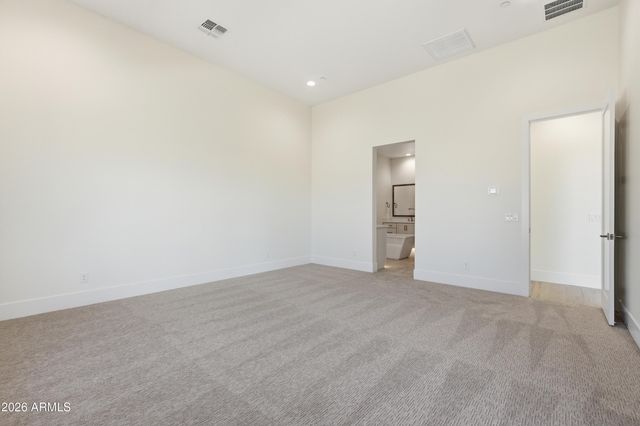 2664 E LONGHORN Court, Gilbert, AZ 85297