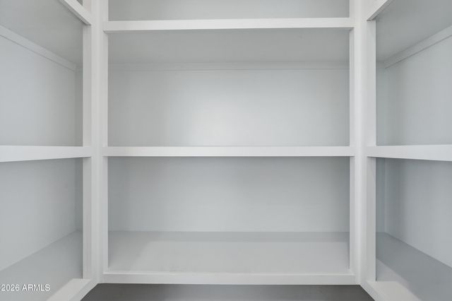 2664 E LONGHORN Court, Gilbert, AZ 85297