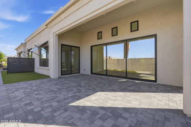 2664 E LONGHORN Court, Gilbert, AZ 85297