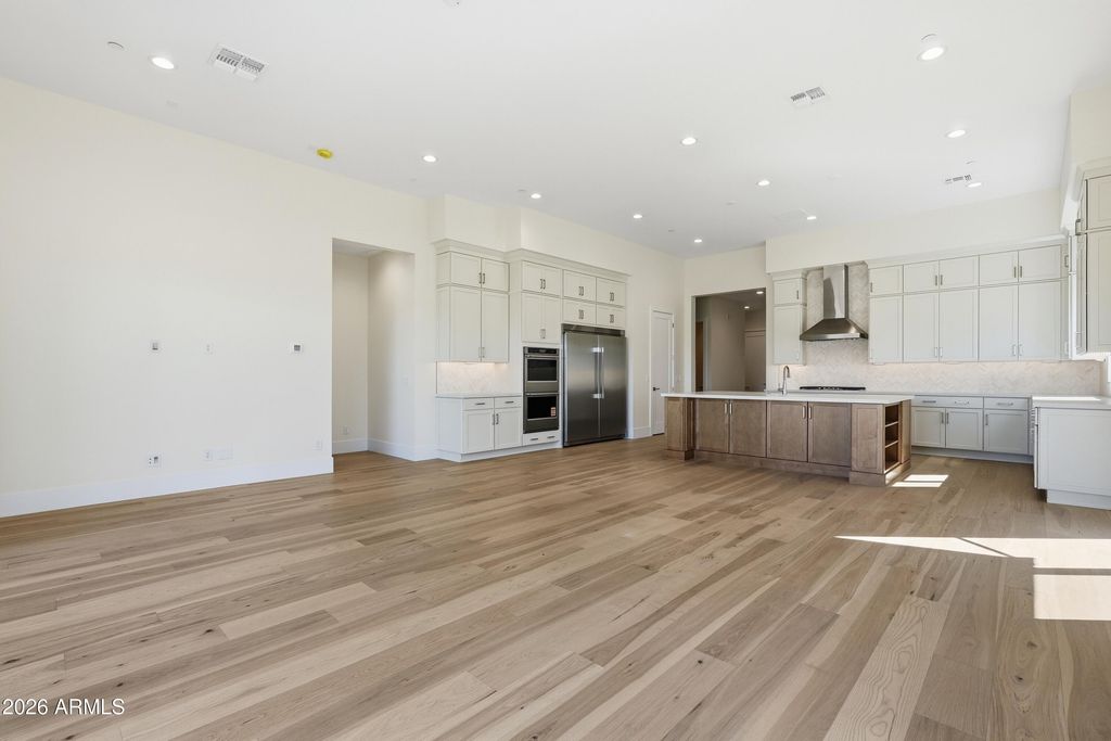 Image 13 of property listing at 2664 E LONGHORN Court, Gilbert, AZ 85297