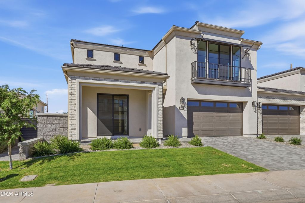 Image 2 of property listing at 2664 E LONGHORN Court, Gilbert, AZ 85297