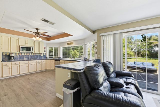 3283 Cambridge Rd, Cameron Park, CA 95682