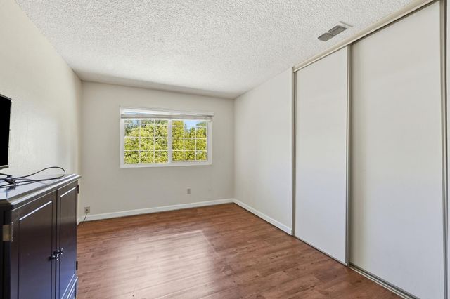 3283 Cambridge Rd, Cameron Park, CA 95682