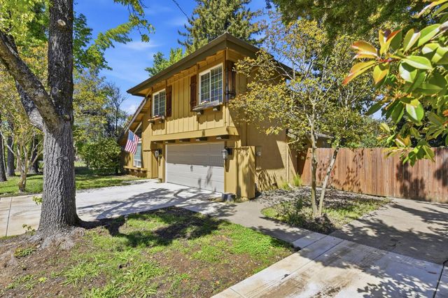 3283 Cambridge Rd, Cameron Park, CA 95682