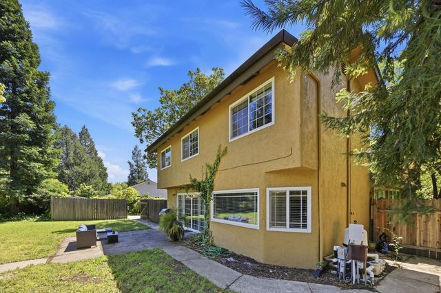 3283 Cambridge Rd, Cameron Park, CA 95682