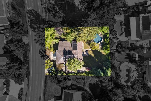 3283 Cambridge Rd, Cameron Park, CA 95682