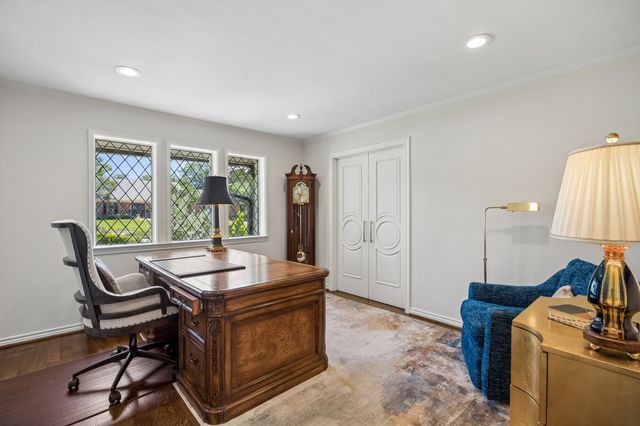 6829 Midcrest Drive, Dallas, TX 75254