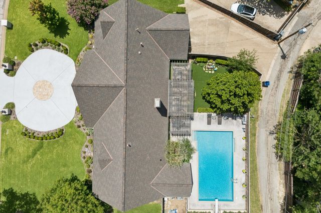 6829 Midcrest Drive, Dallas, TX 75254