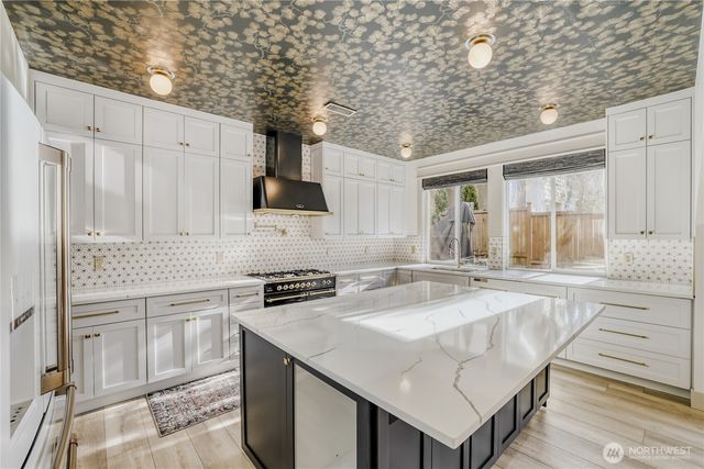 19631 38th Drive SE, Bothell, WA 98012