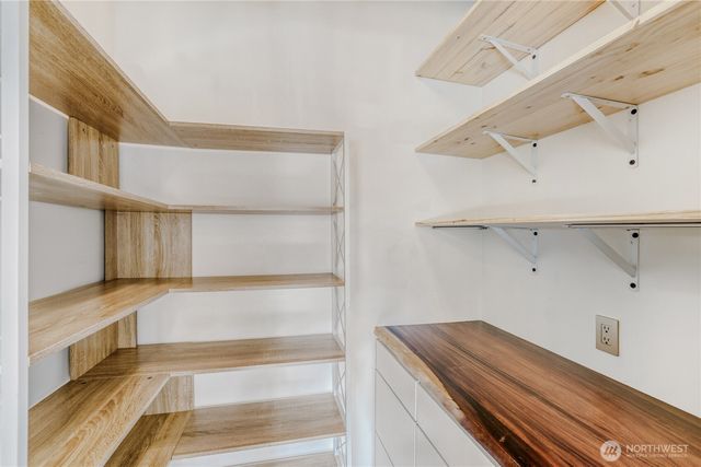 19631 38th Drive SE, Bothell, WA 98012