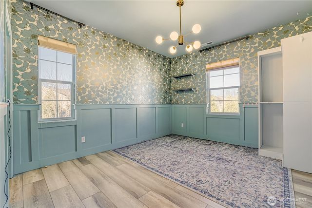 19631 38th Drive SE, Bothell, WA 98012