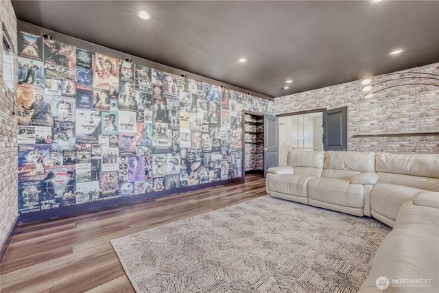 19631 38th Drive SE, Bothell, WA 98012