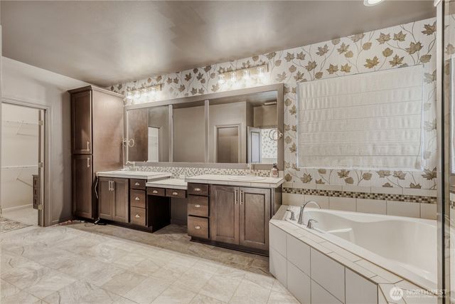 19631 38th Drive SE, Bothell, WA 98012