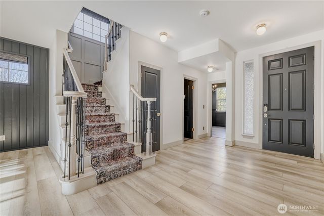 19631 38th Drive SE, Bothell, WA 98012