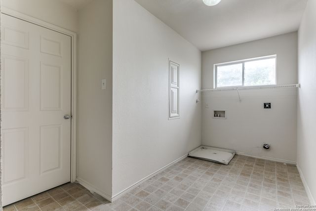 13203 Hopkins Glade, San Antonio, TX 78249