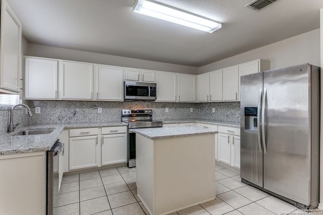 13203 Hopkins Glade, San Antonio, TX 78249