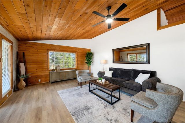 5800 Mckinley Dr, Garden Valley, CA 95633