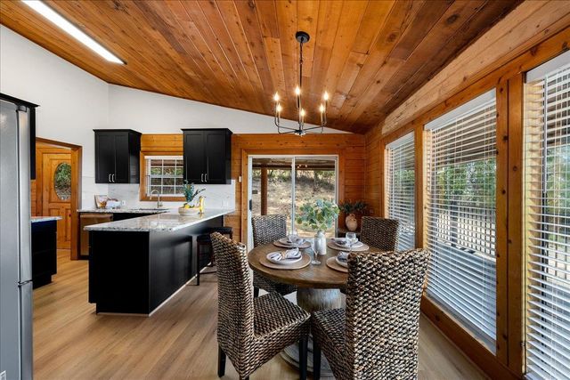 5800 Mckinley Dr, Garden Valley, CA 95633