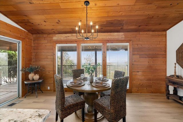 5800 Mckinley Dr, Garden Valley, CA 95633