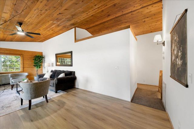 5800 Mckinley Dr, Garden Valley, CA 95633