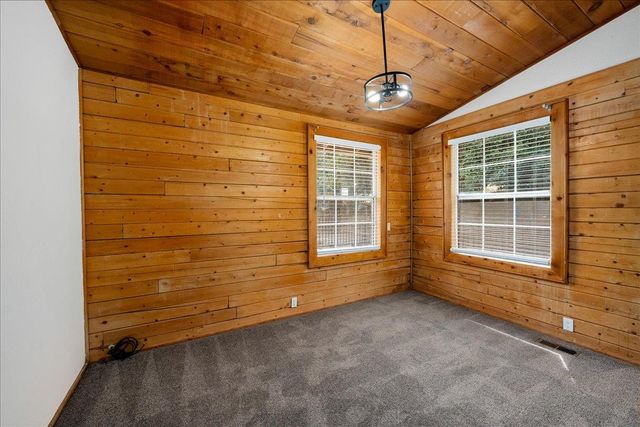 5800 Mckinley Dr, Garden Valley, CA 95633