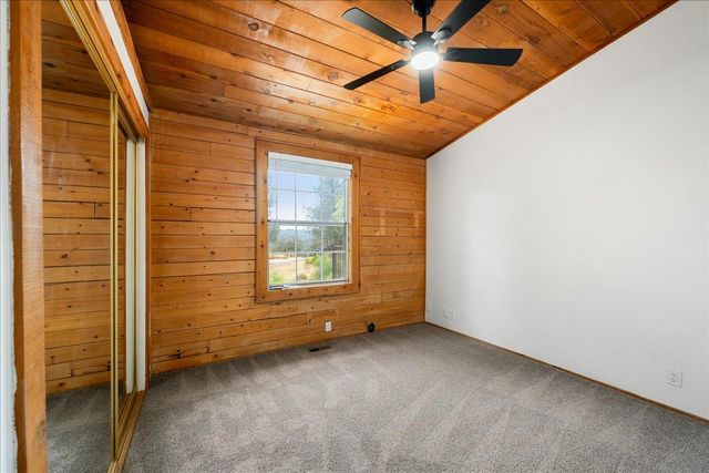 5800 Mckinley Dr, Garden Valley, CA 95633
