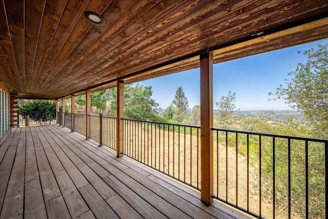 5800 Mckinley Dr, Garden Valley, CA 95633