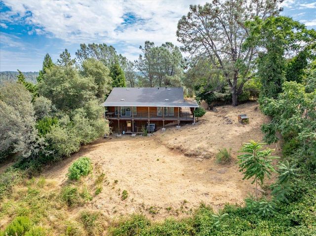 5800 Mckinley Dr, Garden Valley, CA 95633