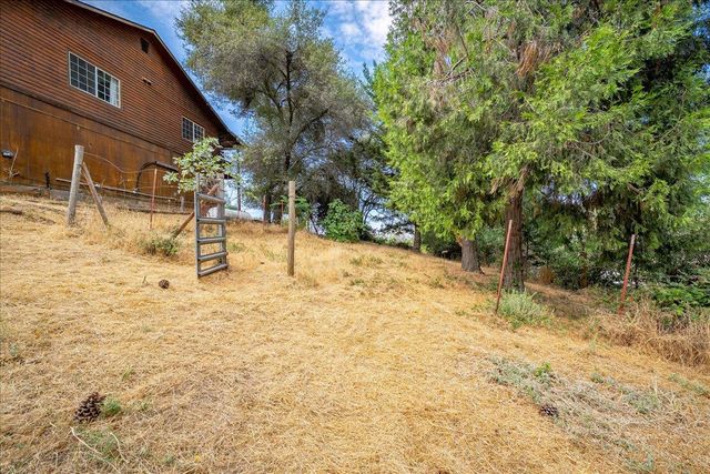 5800 Mckinley Dr, Garden Valley, CA 95633