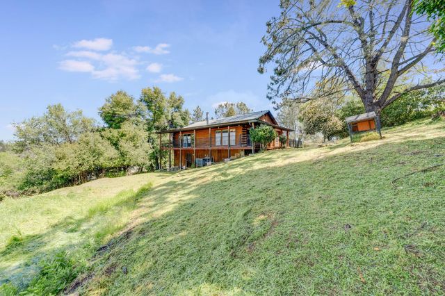 5800 Mckinley Dr, Garden Valley, CA 95633