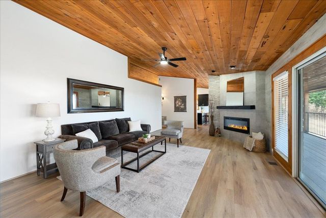 5800 Mckinley Dr, Garden Valley, CA 95633