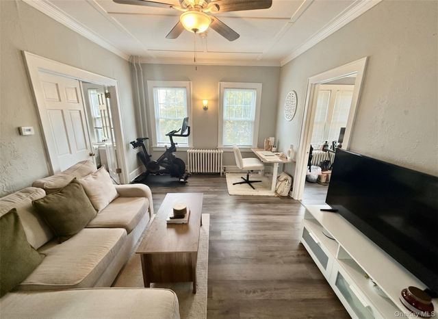 711 S Broadway, Lindenhurst, NY 11757