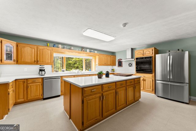 153 Trackrock Gap Road, Blairsville, GA 30512