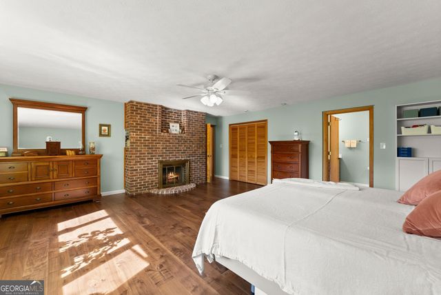 153 Trackrock Gap Road, Blairsville, GA 30512