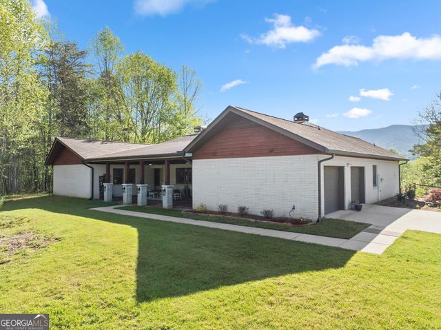 153 Trackrock Gap Road, Blairsville, GA 30512