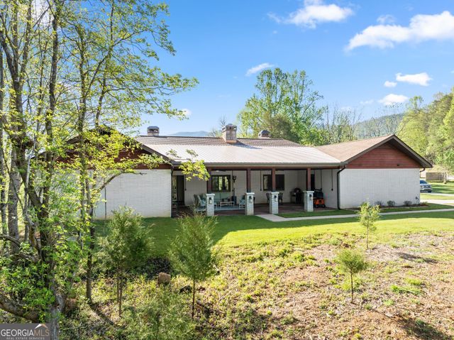 153 Trackrock Gap Road, Blairsville, GA 30512