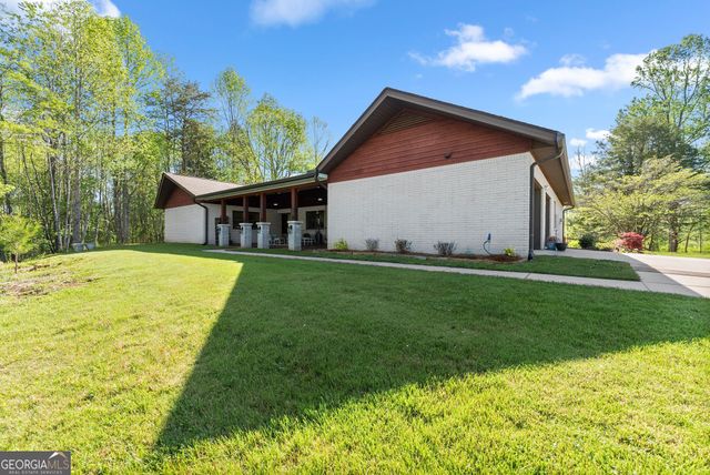 153 Trackrock Gap Road, Blairsville, GA 30512