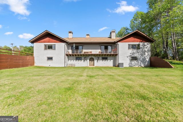 153 Trackrock Gap Road, Blairsville, GA 30512