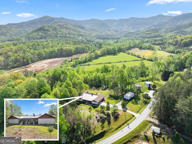 153 Trackrock Gap Road, Blairsville, GA 30512