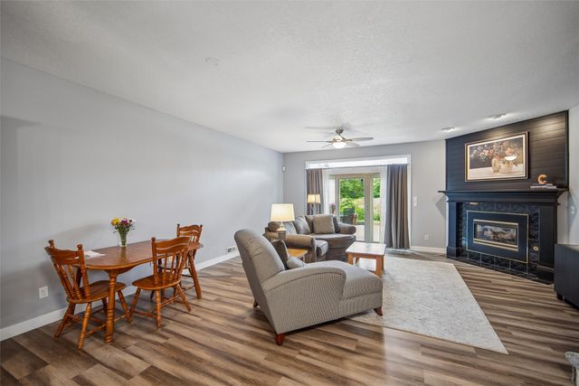 3305 Ep True Parkway 1602, West Des Moines, IA 50265