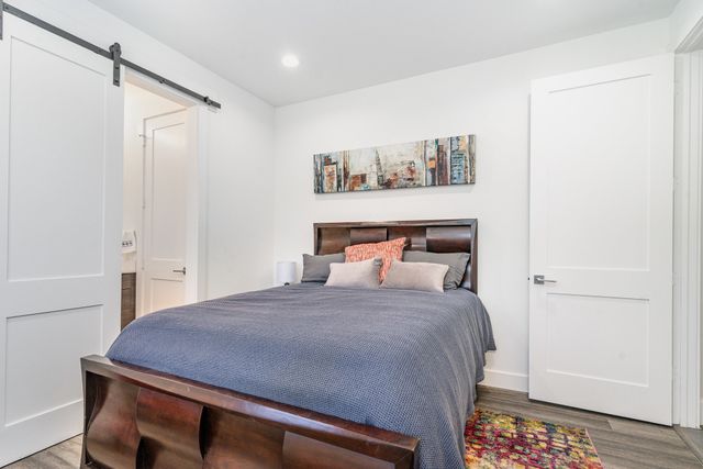 2239 Lovedale Avenue 105, Dallas, TX 75235