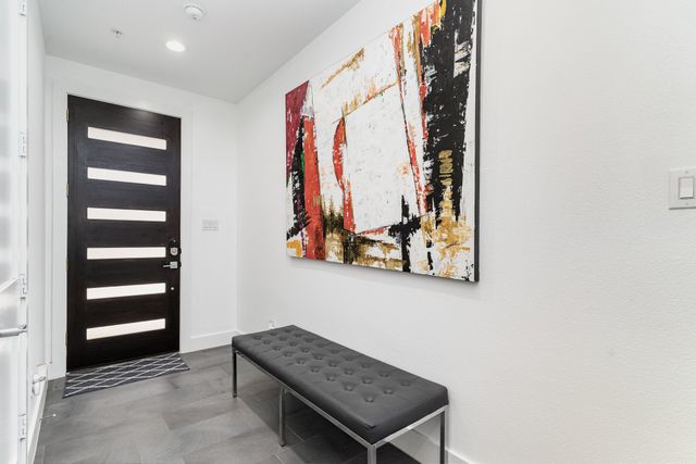 2239 Lovedale Avenue 105, Dallas, TX 75235